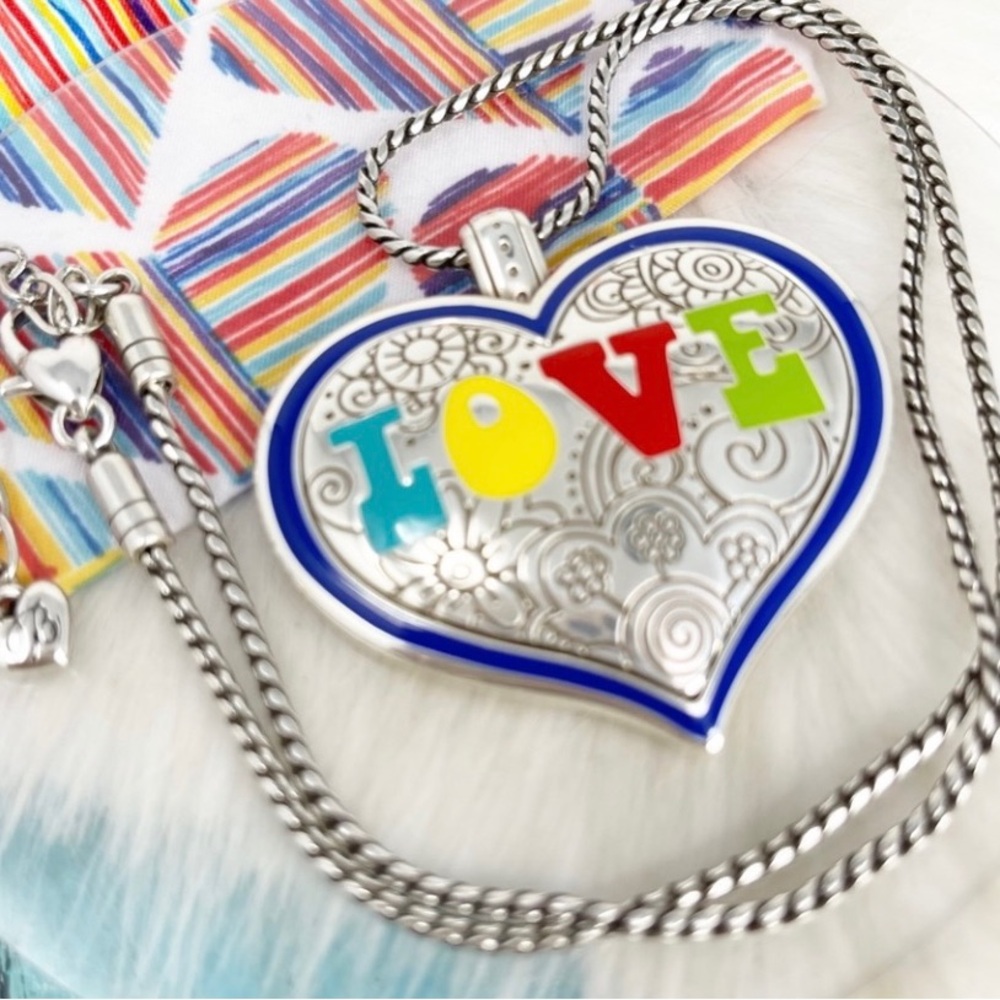 SALE🎈NWOT BRIGHTON LOVE STATEMENT REVERSIBLE GORGEOUS NECKLACE! DO NOT MISS OUT - Picture 2 of 6